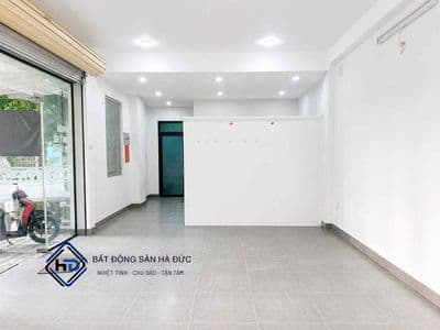 Văn phòng 60m góc 2 mặt tiền thoáng mát gần UBND Quận 12