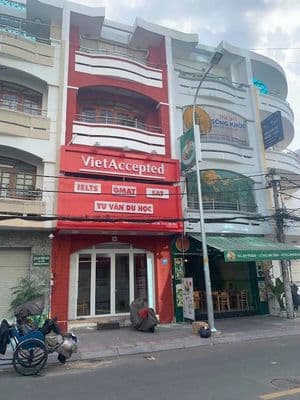 Nhà đẹo, có lề, ngang 5m ngay mặt tiền 6c trần nhật duật quận 1