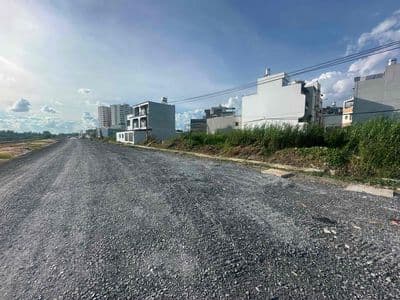 bán đất MT Kênh Tham Lương phường Bình Tân , sổ hồng cc ngay