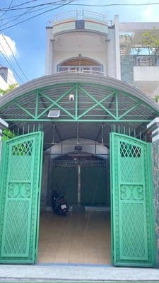 Cho thuê nhà nguyên căn Lê Văn Lương 4 x 30m, 2 lầu. 25 tr