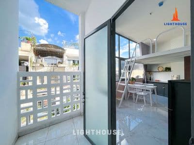 Duplex 35m2 ban công cửa sổ trời đổi diện bệnh viện 175 - đh gia định