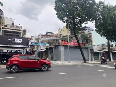 Cho thuê căn góc nguyễn kiệm, p hạnh thông