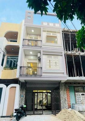 Cho thuê nhà mới 3 tầng mặt tiền phường hòa minh