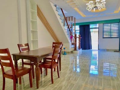 Cho thuê nhà đầy đủ nội thất tại bến cát - bình dương chỉ 6.500.000