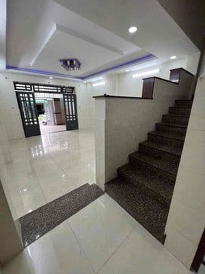Nhà Mặt Tiền Kinh Doanh 5 X 23M - TRỆT 2 LẦU, phường Phước Long