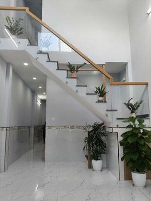 Nhà hẻm thông sau trường học kim đồng