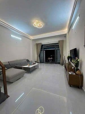 cho thuê nhà 2tầng mặt tiền NGÔ THỊ LIỄU - 3pn 2wc - nội thất cơ bản