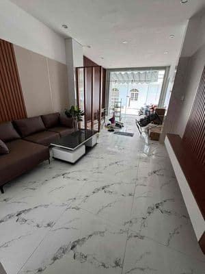 cho thuê nhà 2tầng HUỲNH LÝ (có nhận khách nước ngoài)