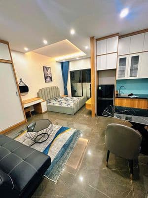 Cho thuê căn hộ dịch vụ 40m2 full nội thất Ngọc Lâm ô tô đỗ cửa