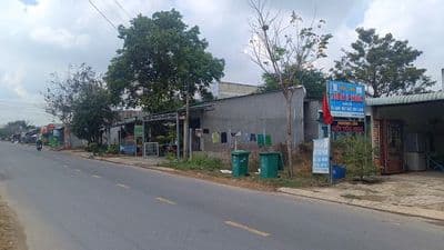 Bán đất 230m2 mặt tiền đường Liêu Bình Hương, Tân Thông Hội, 720 triệu