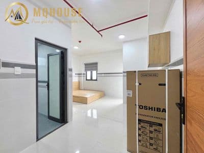 Cho thuê phòng ban công - đầy đủ nội thất -gần Đại Học Văn Lang