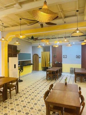 Nhà Trịnh Phong Nha Trang Phù Hợp Làm Nhà Hàng Kinh Doanh
