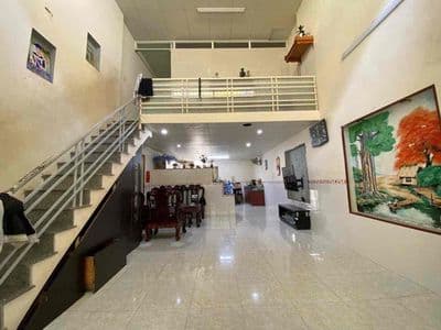 Cần tiền bán gấp căn nhà hẻm Lê Hồng Phong phước long DT : 73m2