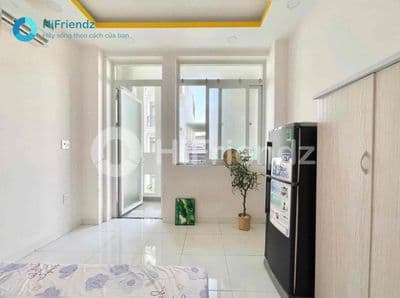 Trống sẵn studio bancol đủ nt giá rẻ ngay vườn lài - nguyễn sơn - vhu