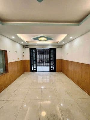 nhà cho thuê số 686/ Cmt8 phường 5, Quận tân bình.