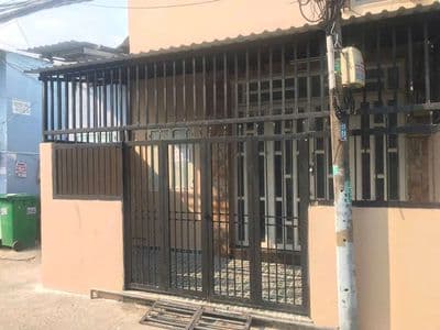 đang cần bán gấp nhà hẻm 160 đường Nguyễn Văn Quỳ phường Phú Thuận
