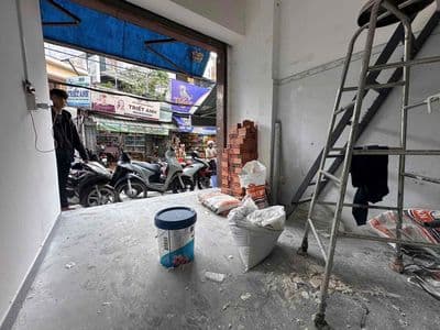 Kiot mới ngay chợ căn cứ