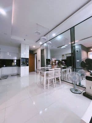 Giá 12TR The Park Residence 3PN2WC 106M2 3PN2WC LH Quỳnh