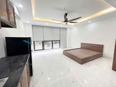 Studio cửa sổ trời ~30m2 - nhà mới tiện nghi - 5p qua đại học kinh tế