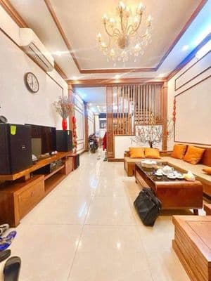 Nhà Chùa Bộc gần ô tô, gần ĐH Y Hà Nội, ngõ thông, 2 thoáng 44m2*5T.