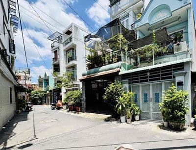 Đi bộ ra emart phan huy ích - hxh thông - 60m2 sd- 2 tầng- 4 tỷ nhú