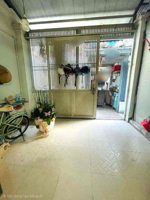 B.a'n nh.a`quận 6 - hậu giang - cách mặt tiền 50m - khu vực kinh doanh