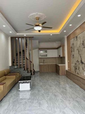 Hơn 5 tỷ có nhà mới Vạn Phúc, T/Trì-Oto vào nhà-43m*5T;MT4,8m;3N