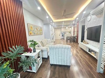 Sổ hồng_full đồ_chung cư e1 mễ trì_phạm hùng_gần bến xe mỹ đình_giá rẻ
