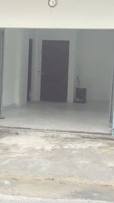Cho thuê nhà mặt tiền 1 lầu đường 8 P. Trường Thọ, Thủ Đức.
