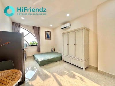 Cho thuê căn hộ cao cấp ngay tại Vạn Phúc - view cửa sổ lớn siêu chill