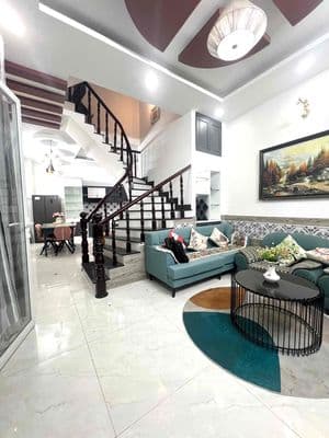 Nhà Phố 1/ Quang Trung 3 Lầu 5PN 7WC Mới Keng 17tr