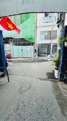 Nhà nguyên căn hxh 4x10 nhà suốt hoàng hoa thám 10 triệu