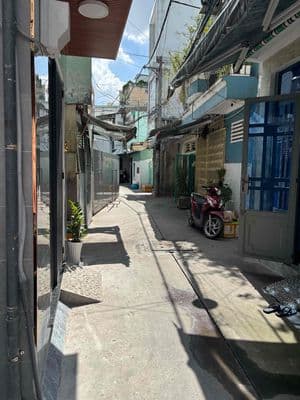 Nhà đẹp - gần ubnd phường đức nhuận