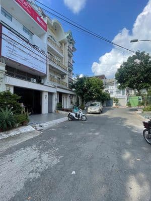 Cho thuê nhà nguyên căn nội bộ tên lửa