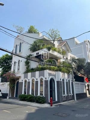 Góc 2 mặt tiền lam sơn , bình thạnh - 10x6,6m - 4 tầng - giá 65 triệu