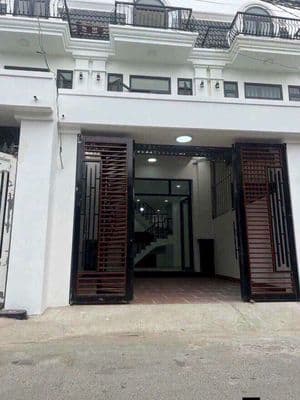 Cho thuê nhà 4 Phòng ngủ Tân Phước Khánh giá 7 tr/ tháng