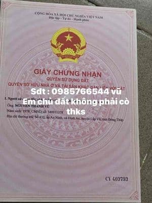nền mặt tiền cần bán