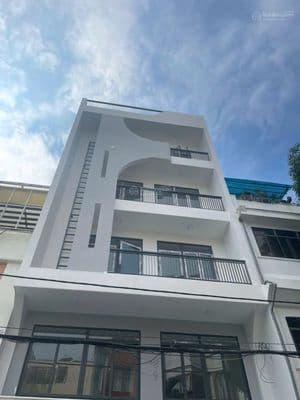 Cho thuê nhà mt nguyễn trọng tuyển_8x22m_trệt 3 lầu.