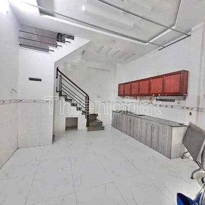 Nguyên căn góc 2mt hẻm nguyễn văn quỳ kd được