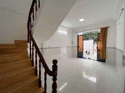 nhà hẻm xe hơi thông Dương Quảng Hàm, 3,5x14m 1 lầu, 2pn