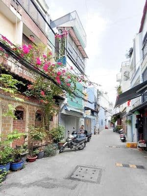 Chỉ 7.5 tỷ - 60m2 - 3 tầng - hxh lạc long quân tân bình.