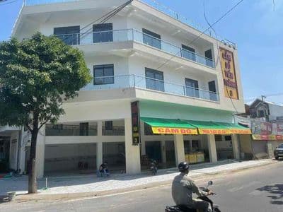 bán nhà 2 mặt tiền đang kinh doanh tốt