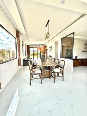 Cho thuê Villa kinh doanh 3 phòng ngủ Đường Măng Lin – 20 triệu/tháng