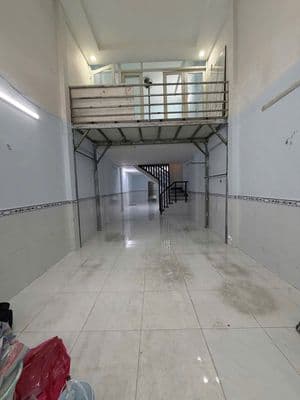 Nguyễn Sỹ Sách 4x23m,gác lửng đúc giá 15tr/tháng