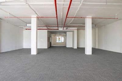 Văn phòng cho thuê 215m2 mặt tiền đường 2/9 - x2 office for you
