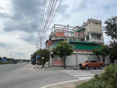 cho thuê hoặc hợp tác