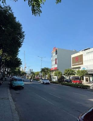 Cặ.p đất đẹp 2 mặt tiền châu văn liêm nở hậu
