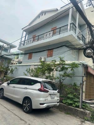 Nhà cho thuê giá rẻ góc 2MT . đường số 1 . khu Nam hùng vương.