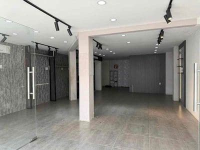 Cho Thuê Căn Góc MT Ngang 6 Vi trí kinh Doang Đẹp Gần Quang Trung