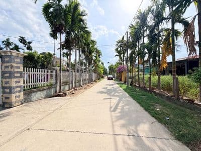 Bán Nhanh Lô 140M2 Đường 6m Cách Chợ Lệ trạch 5KM